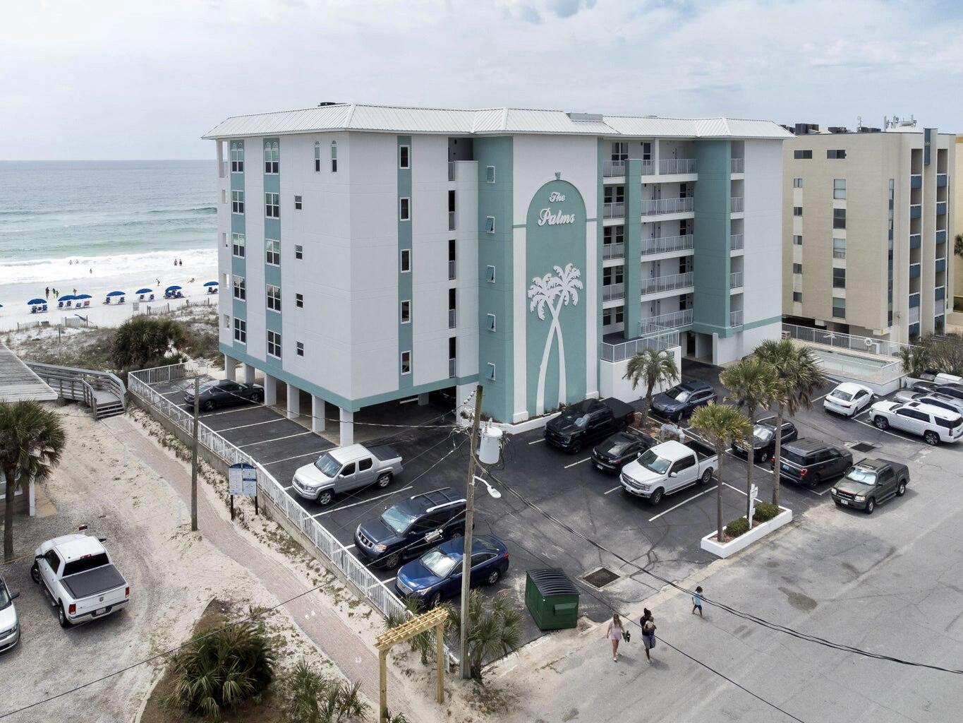 PALMS CONDO - Residential