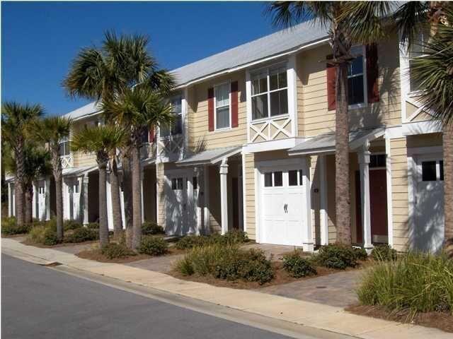 Adorable townhome in very desirable area.  Three bedrooms, two full baths, 1/2 bath, 9' ceilings, tile flooring, rounded corners, decorative crown molding, surround sound, open covered back porch overlooking private green space.  Granite countertops, tiled back splash, and Whirlpool appliances.  Quiet and cozy.  Walk to the Bay.