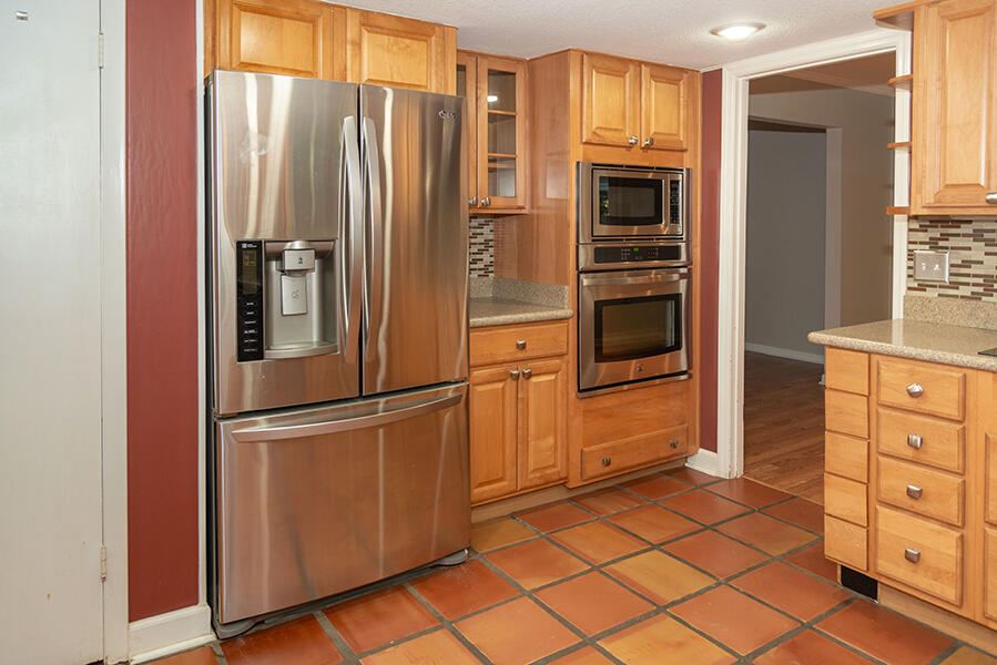 BAYOU POQUITO - Residential Lease