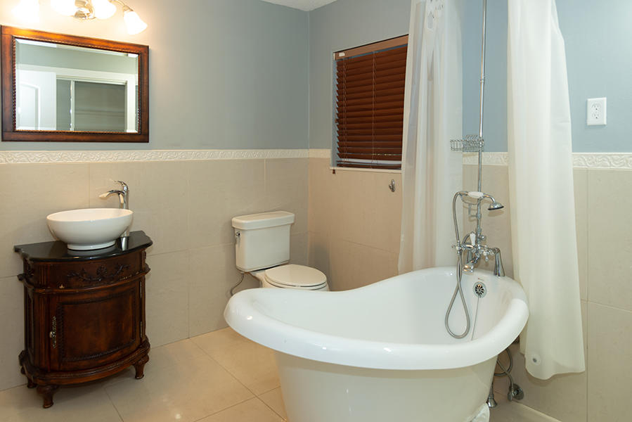 BAYOU POQUITO - Residential Lease