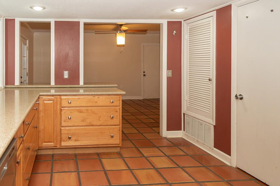 BAYOU POQUITO - Residential Lease