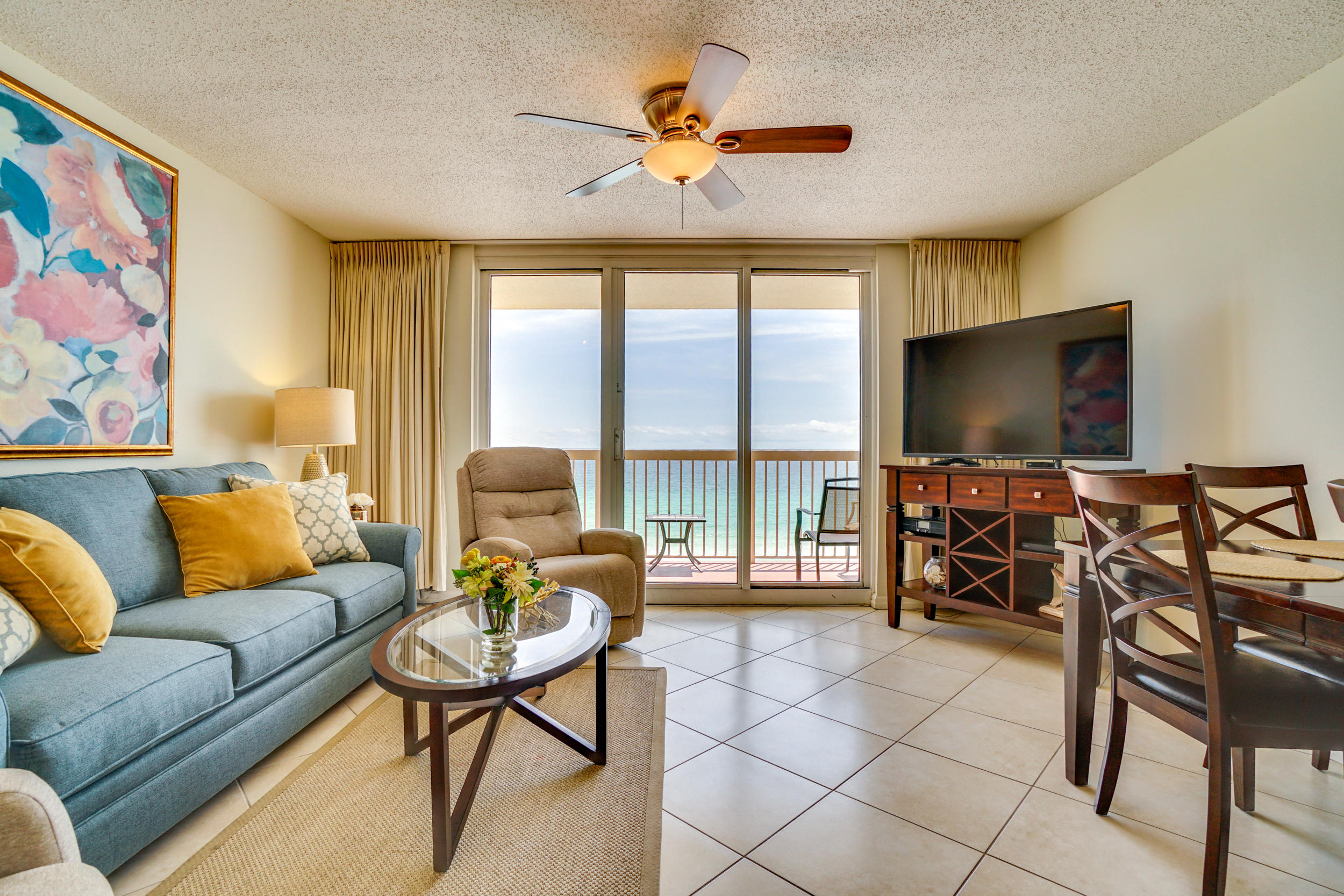 Pelican Beach - Residential