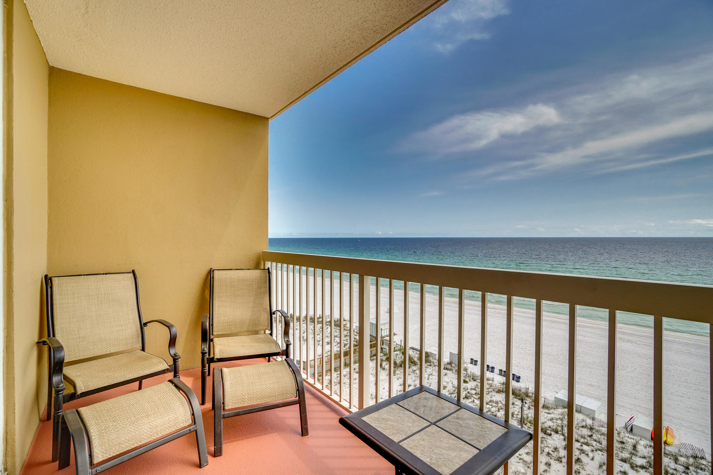Pelican Beach - Residential