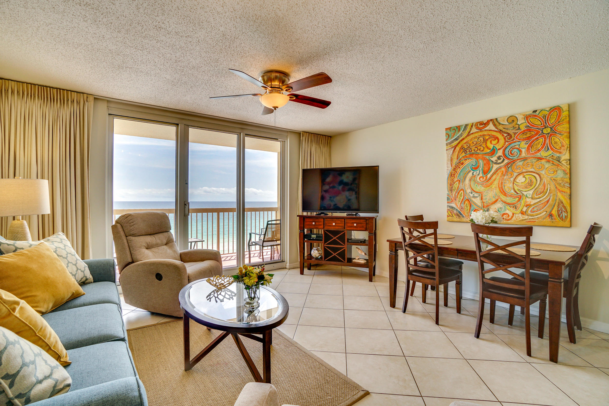 Pelican Beach - Residential