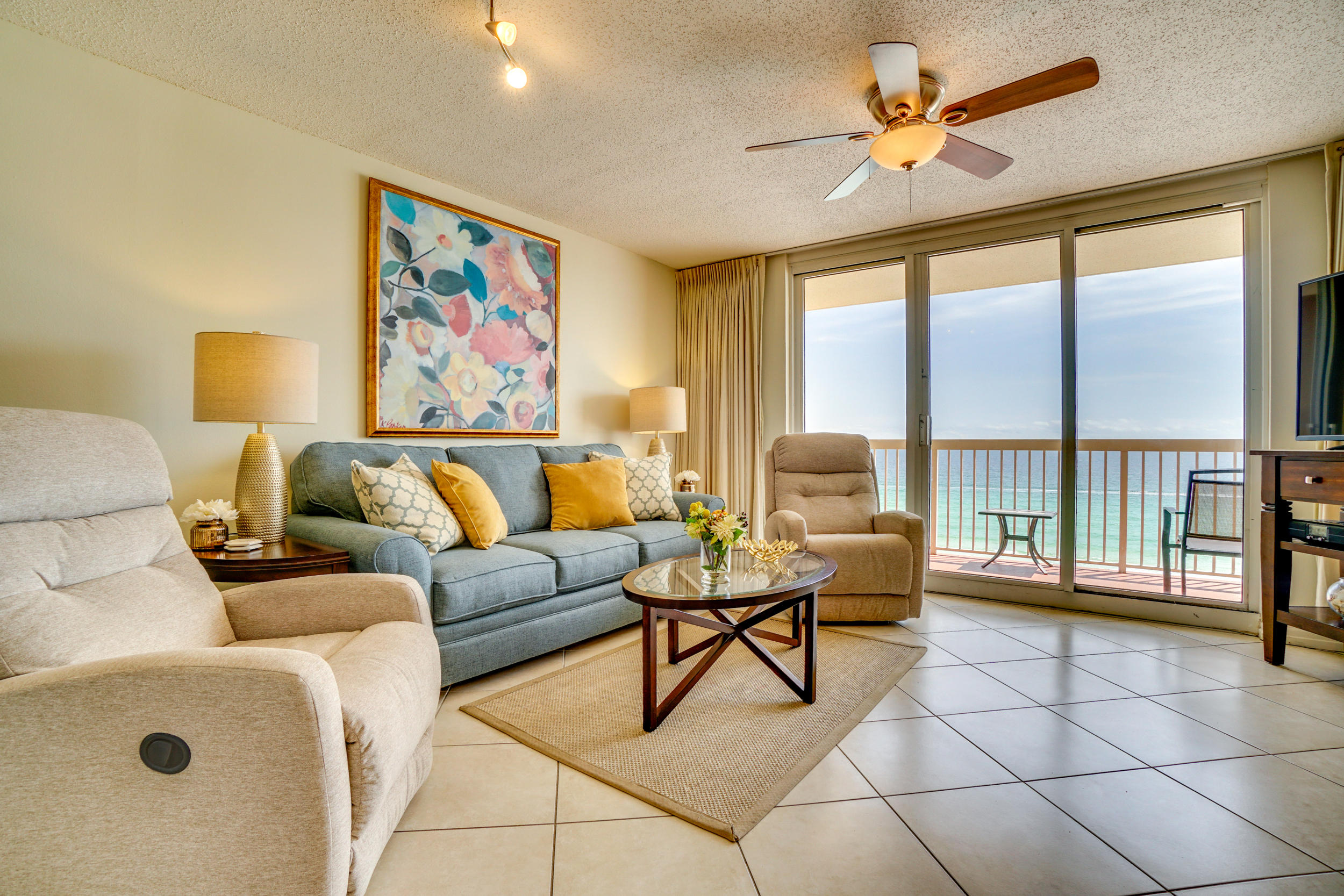 Pelican Beach - Residential