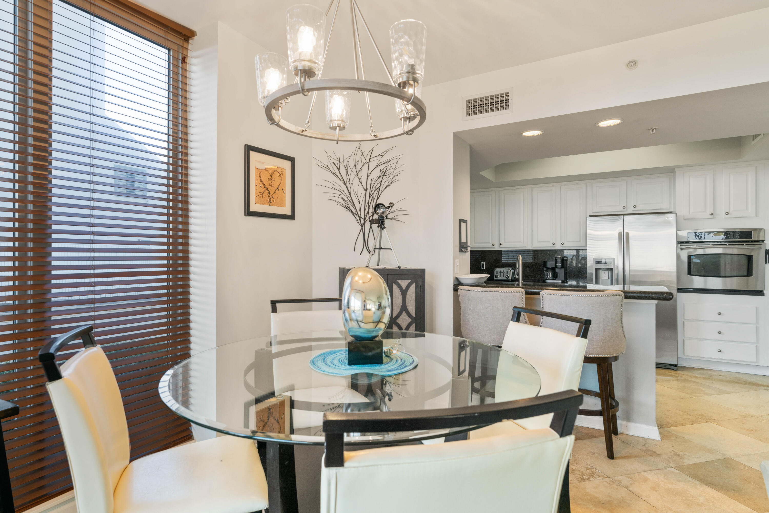 SILVER BEACH TOWERS - Residential