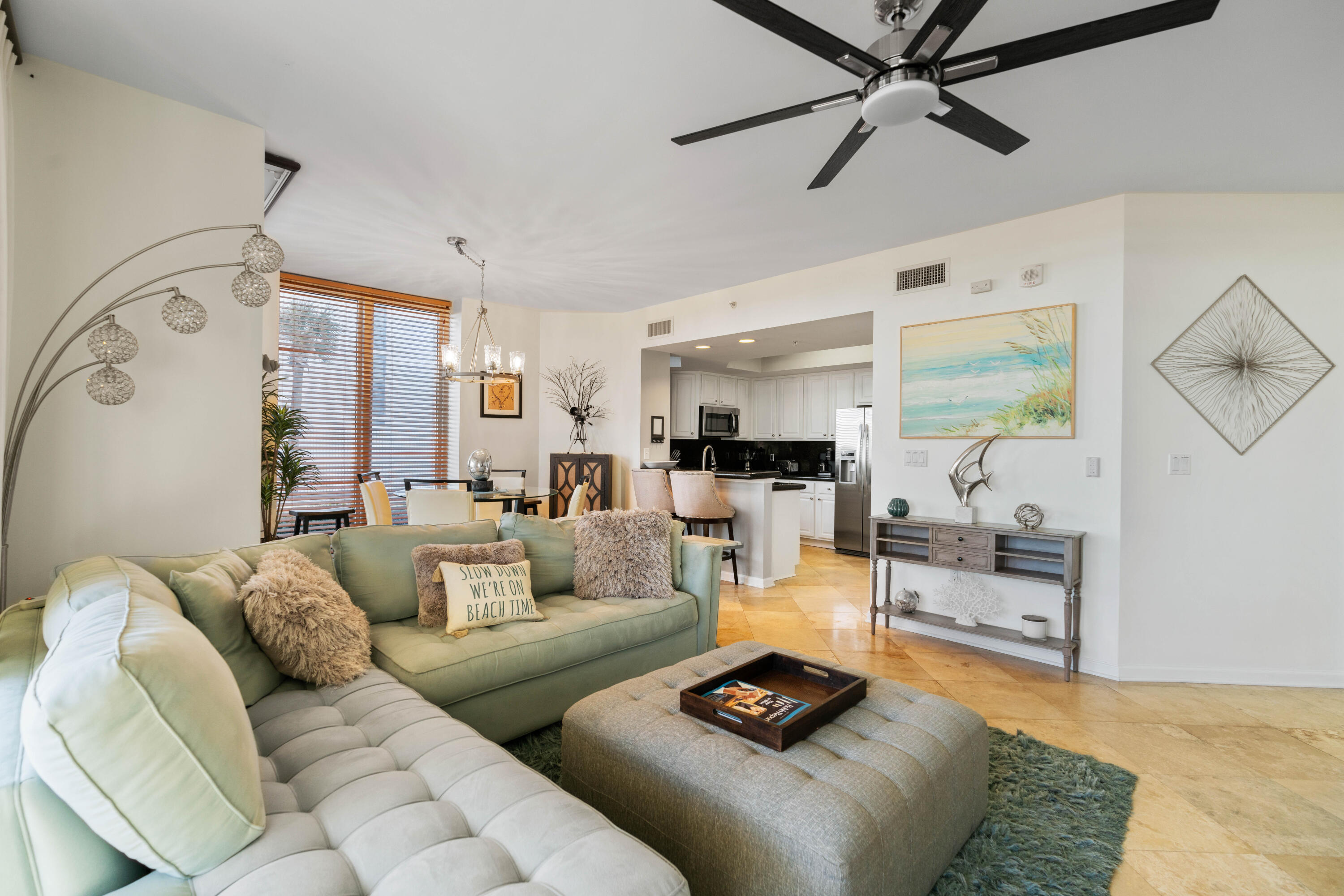 SILVER BEACH TOWERS - Residential