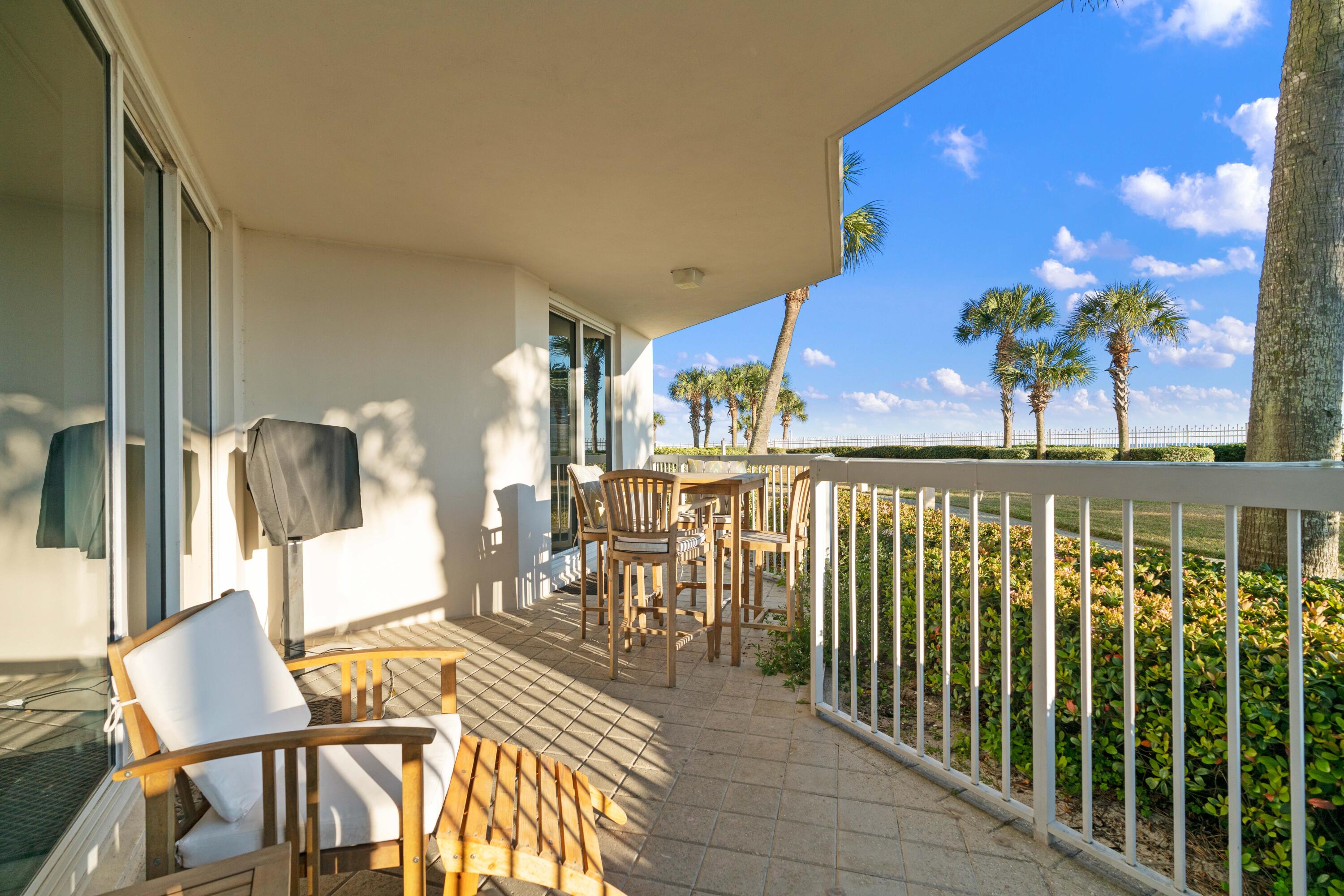 SILVER BEACH TOWERS - Residential