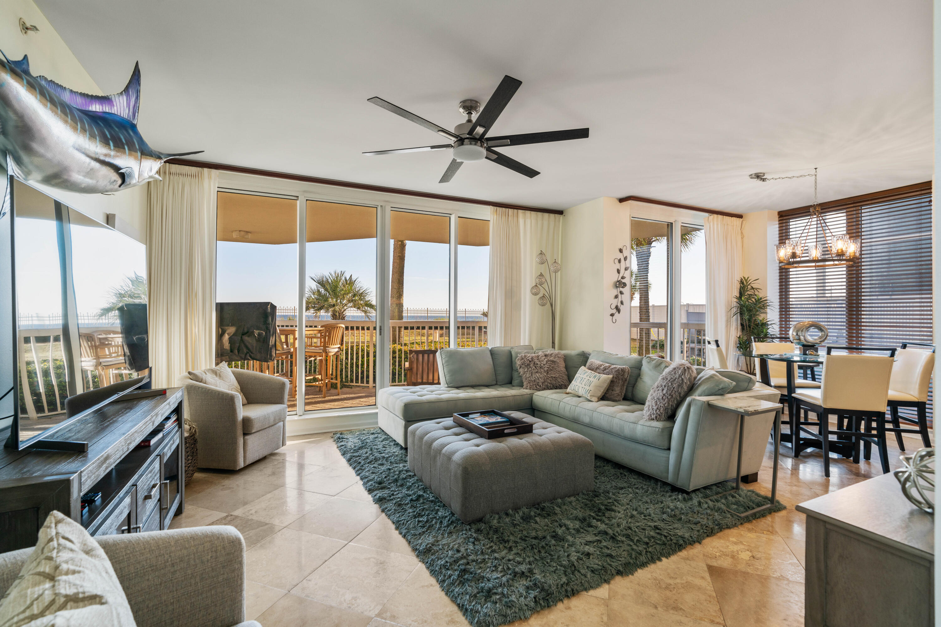 SILVER BEACH TOWERS - Residential