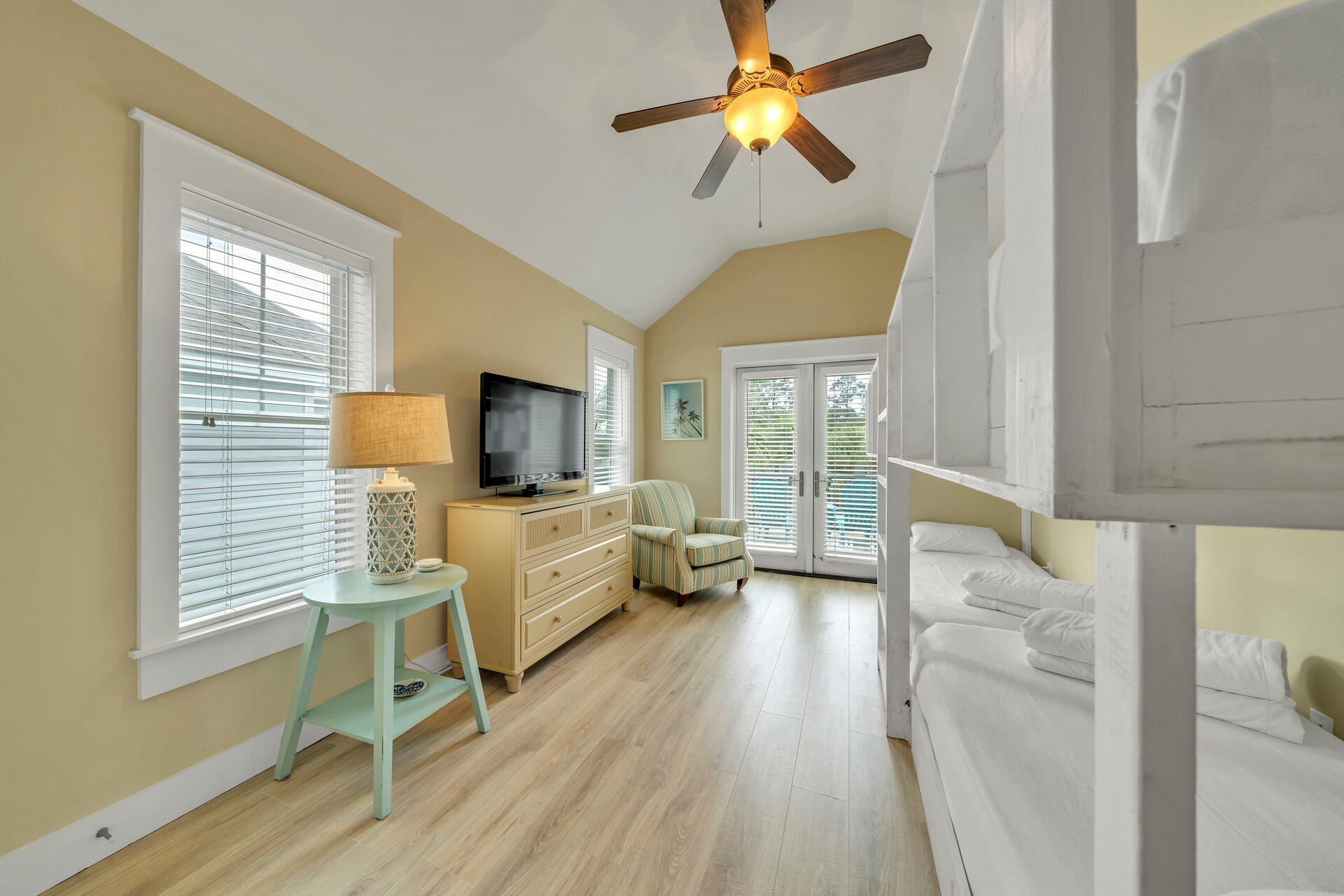 SANTA ROSA GOLF VILLAS - Residential
