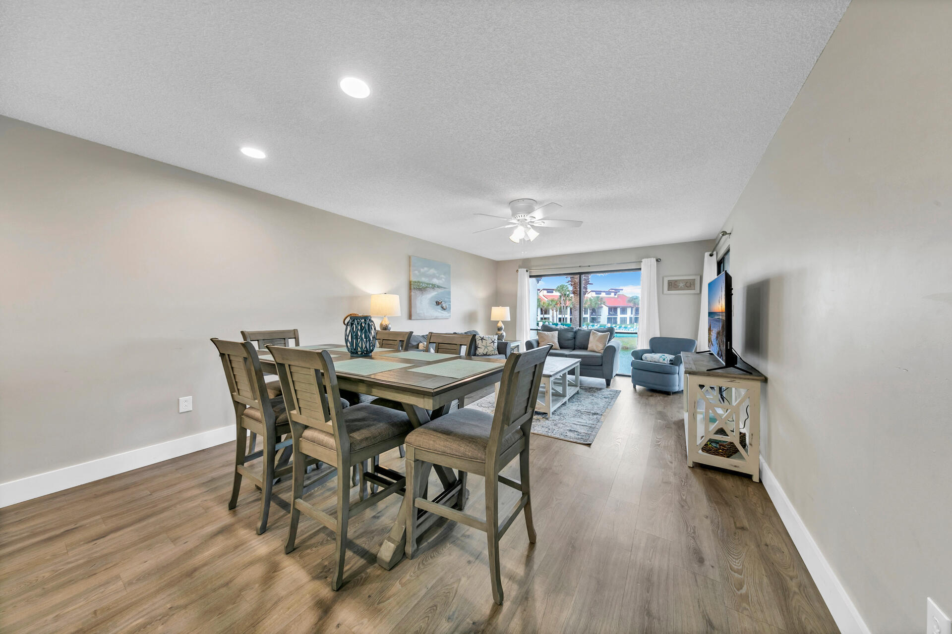 EDGEWATER GOLF VILLAS IV - Residential