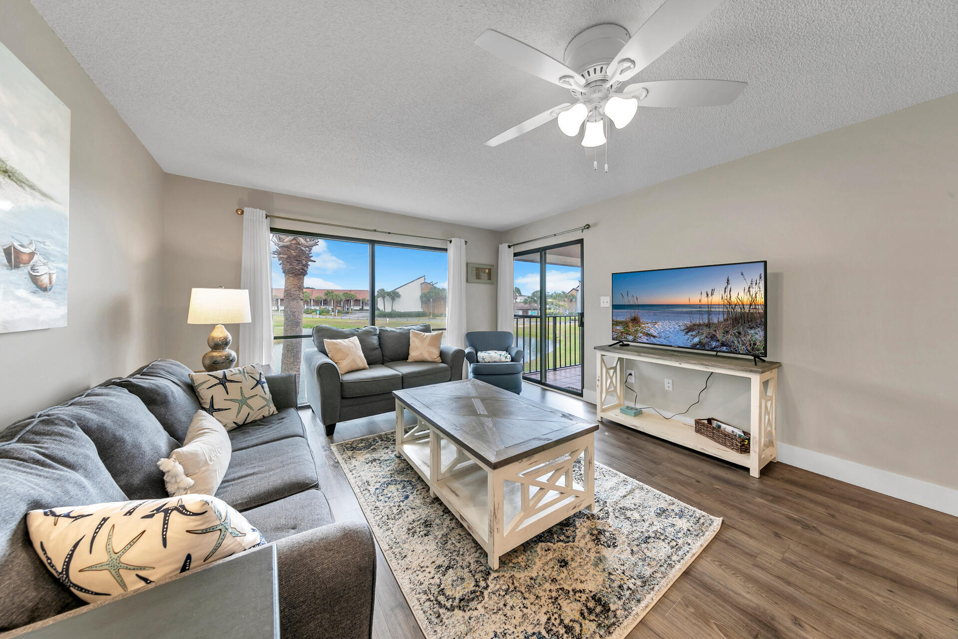 EDGEWATER GOLF VILLAS IV - Residential