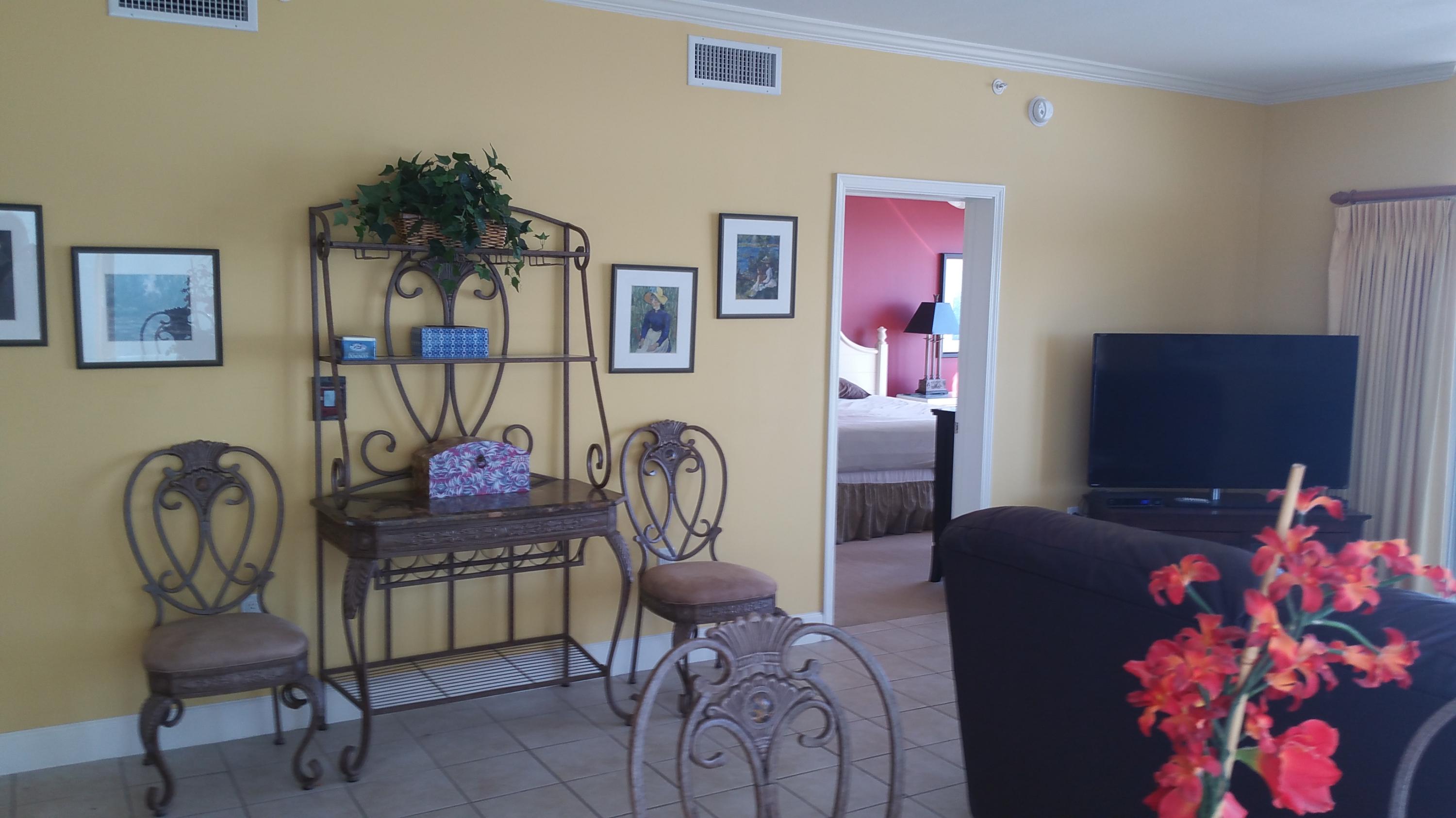 SOUTH BEACH CONDO - Residential Lease