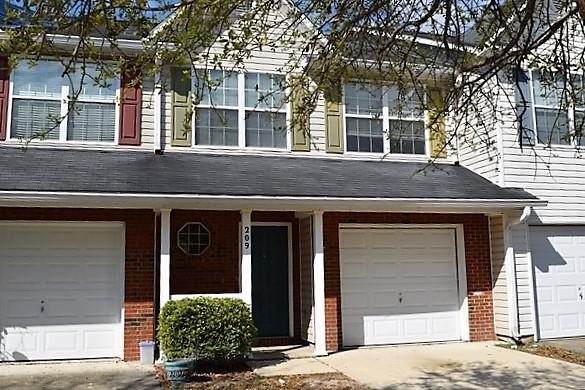 ROLLING PINES - Residential