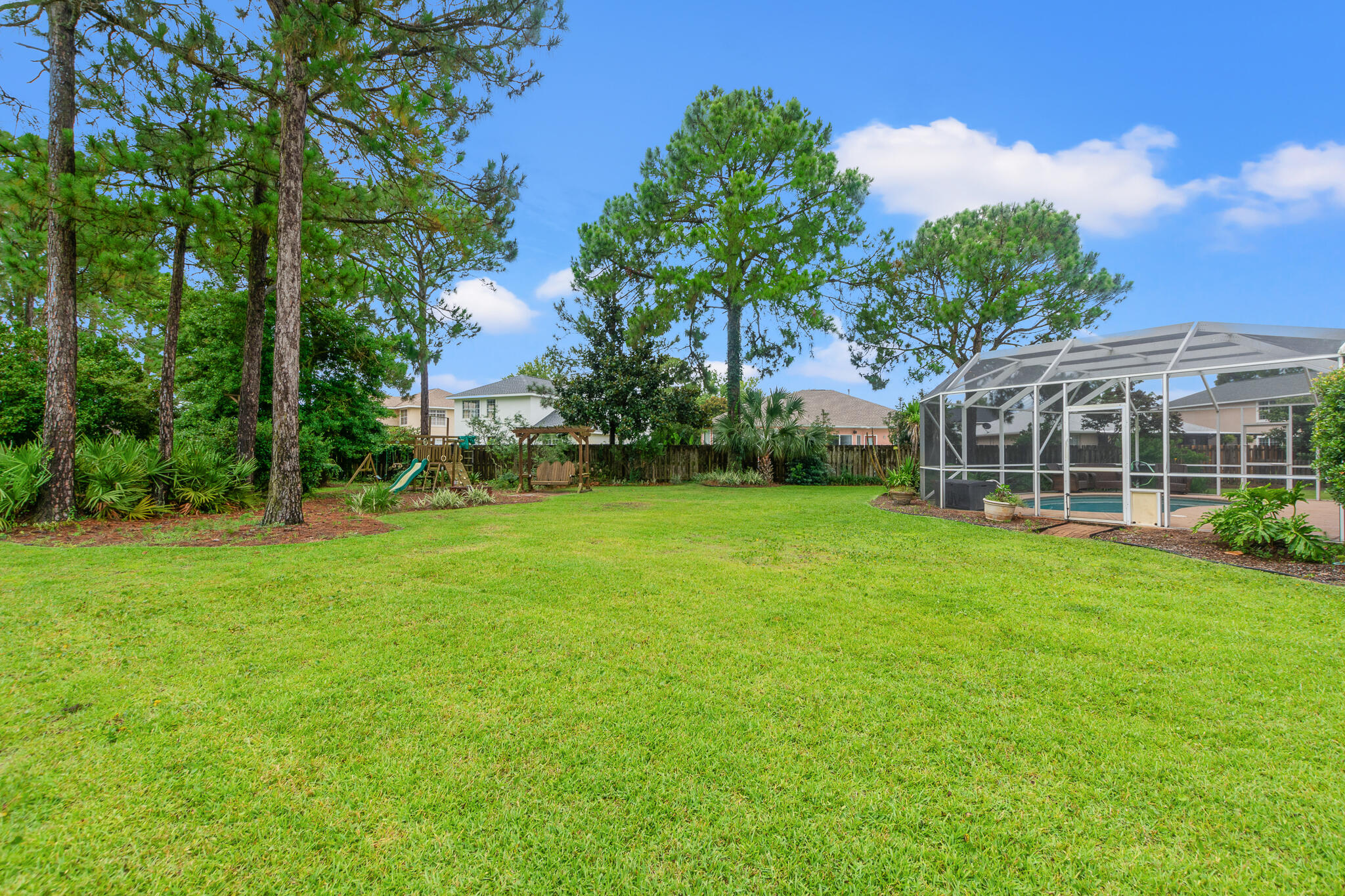 BAYWINDS GOLF ESTATES PH 3 - Residential