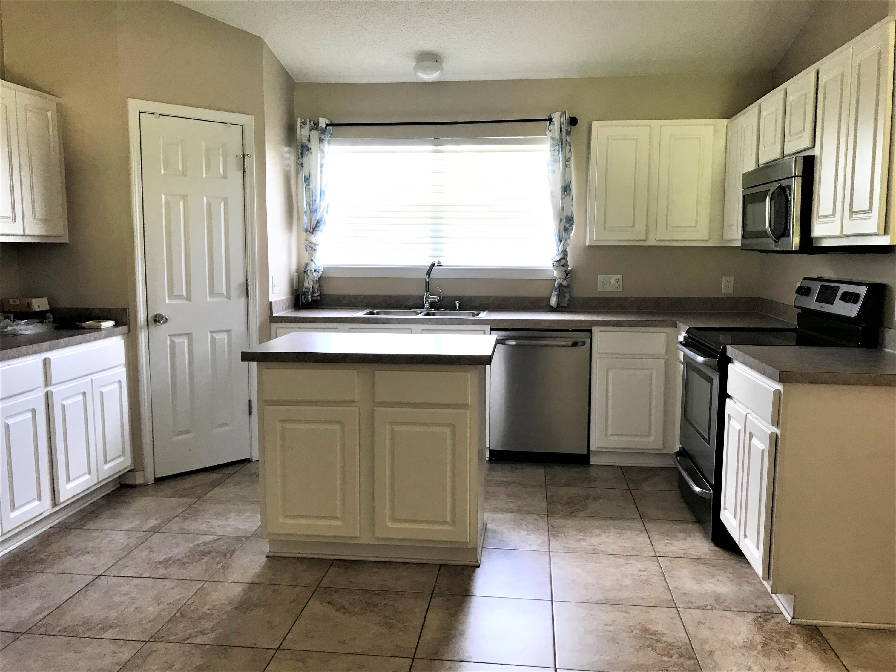 ANTIOCH ESTATES S/D 2 - Residential Lease