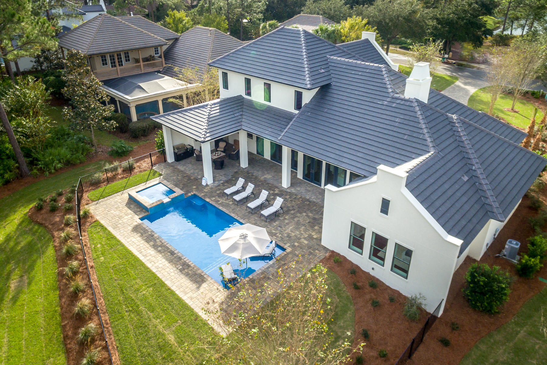 BURNT PINE - Residential