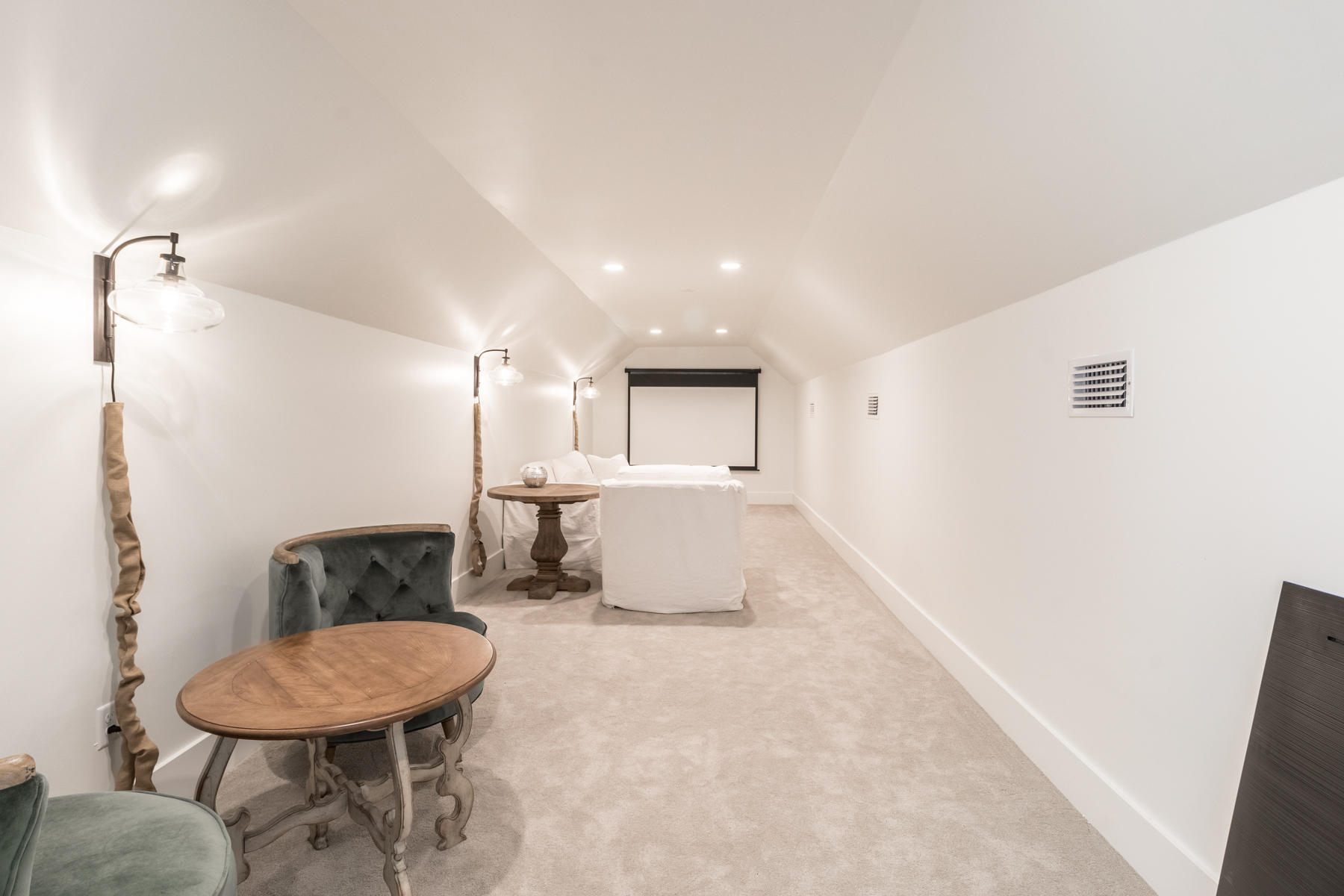 BURNT PINE - Residential