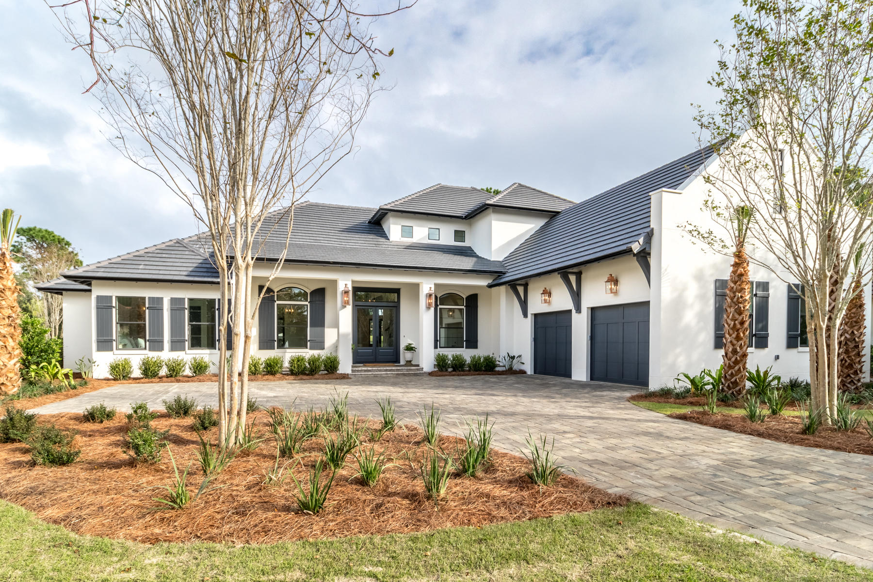 BURNT PINE - Residential