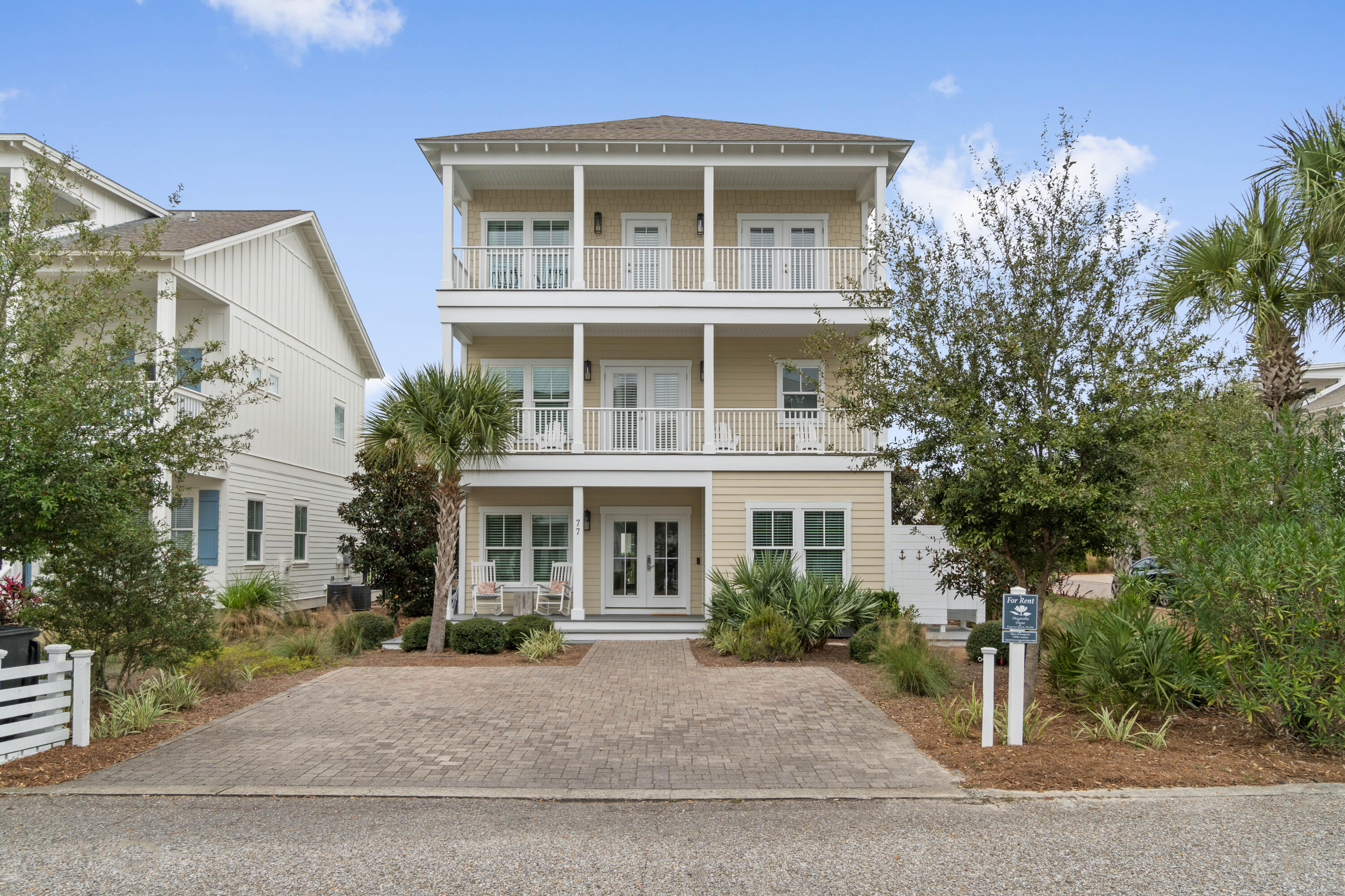 LOT 14 MAGNOLIA DUNE S/D LESS THE W 20FT THEREOF - Residential