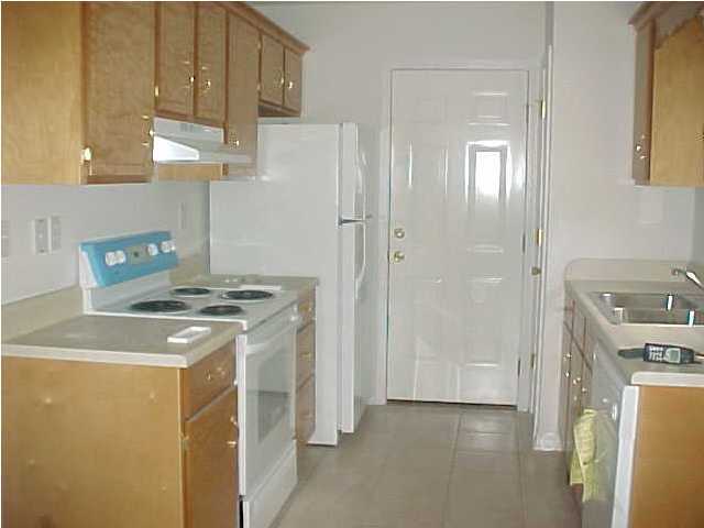 CRESTVIEW - Residential Lease