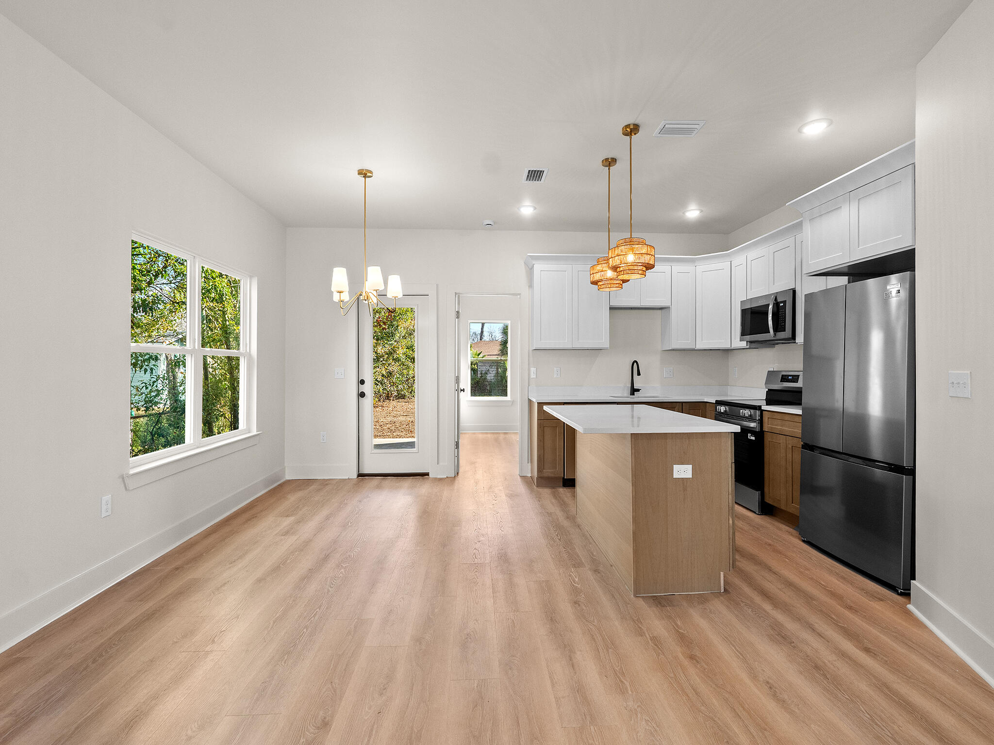 NO RECORDED SUBDIVISION - Residential
