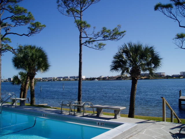 CASA DEL MAR - Residential Lease