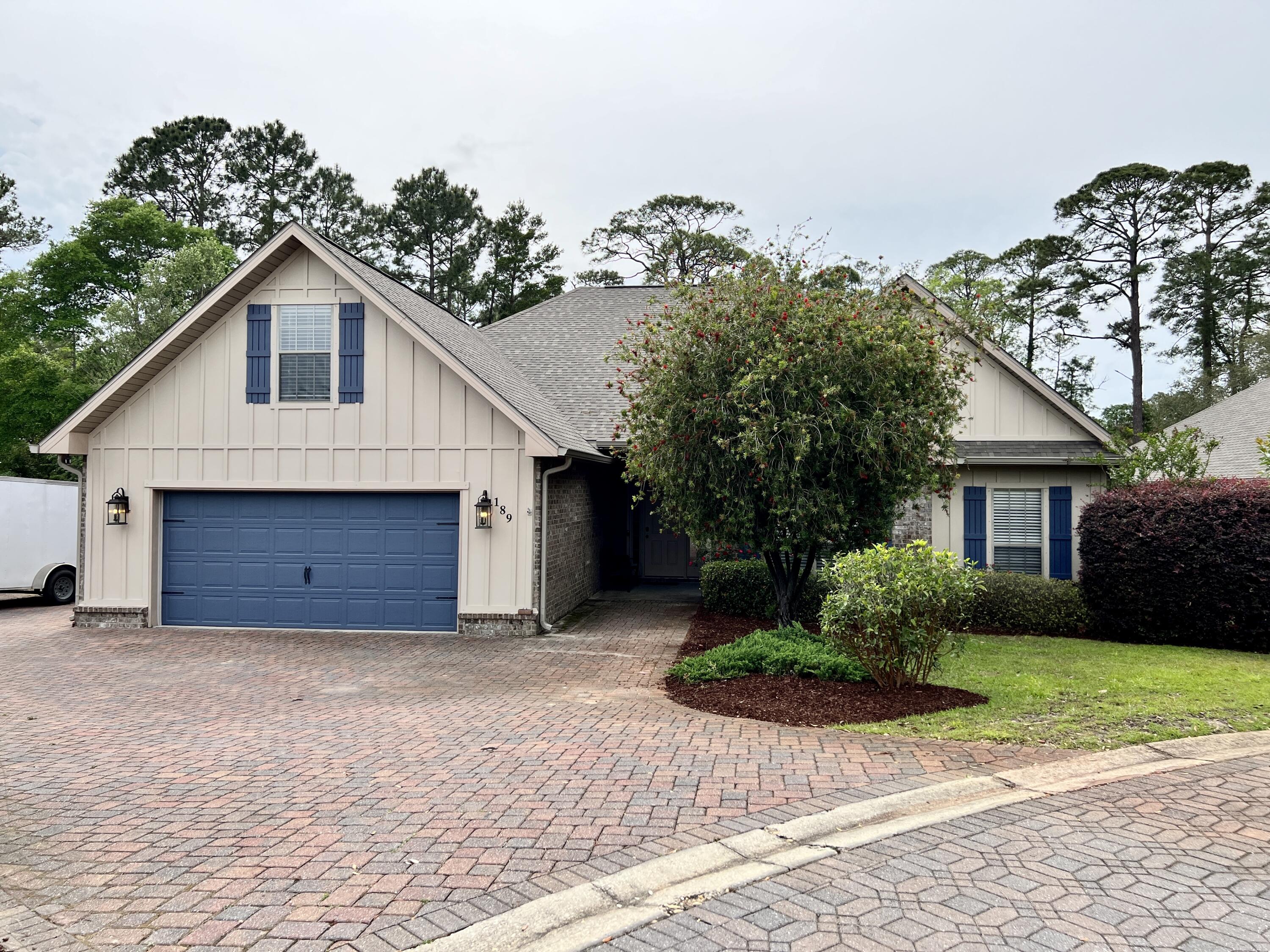 MUSSETT BAYOU ESTATES - Residential