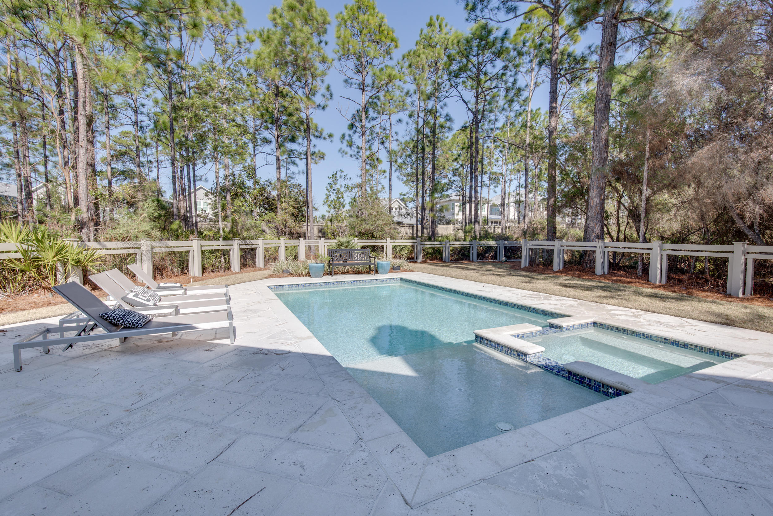 SUGARWOOD - Residential