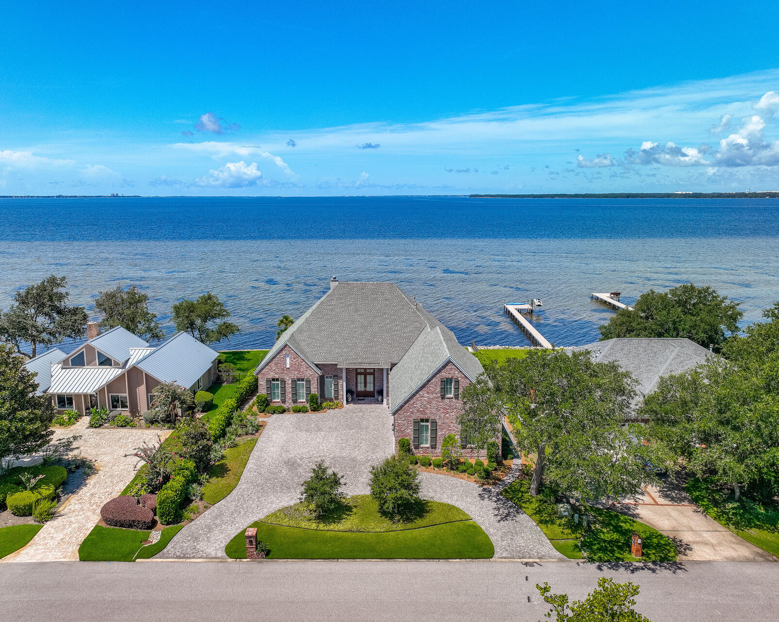 WINDWARD PH 2 BLUEWATER BAY - Residential