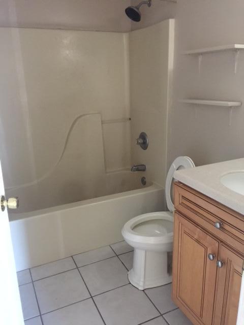 CRESCENT SHORES COM NE COR LOTQQ TH - Residential Lease