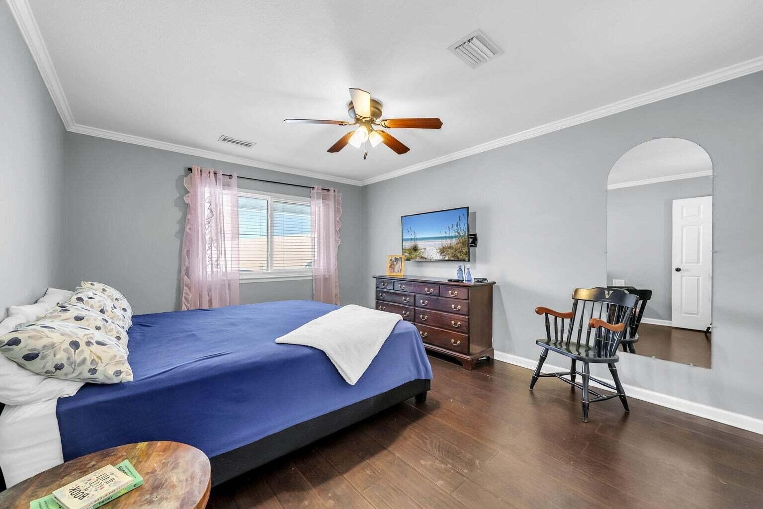 BAYVIEW WATERS CONDO - Residential