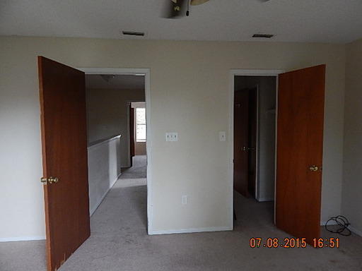 MONTAGE MANOR - Residential Lease