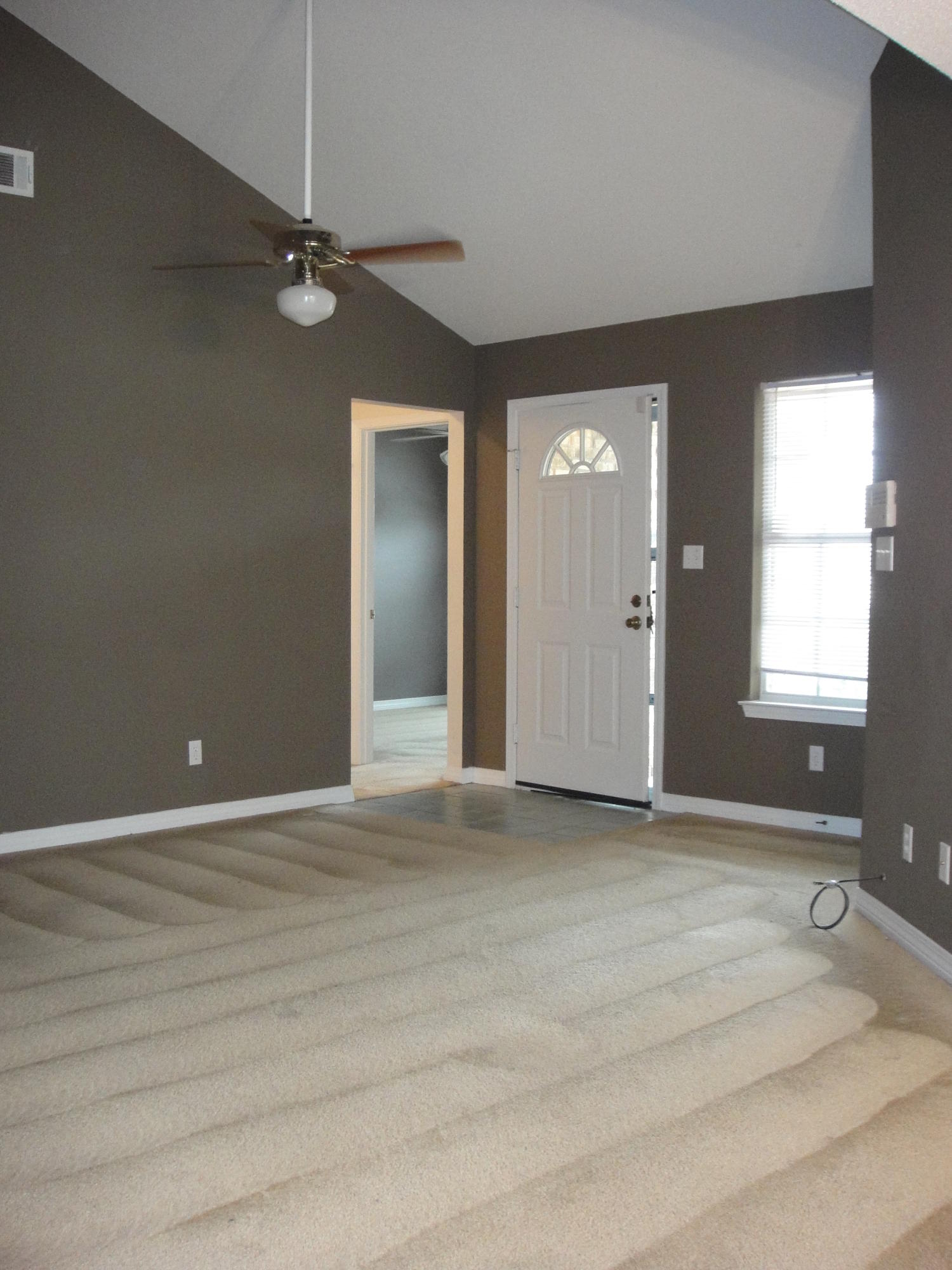 COVENTRY CORNERS - Residential Lease