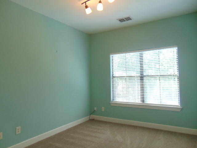 SOUTH HAVEN TOWNHOMES - Residential Lease
