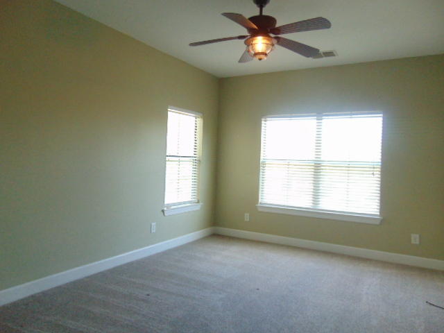 SOUTH HAVEN TOWNHOMES - Residential Lease
