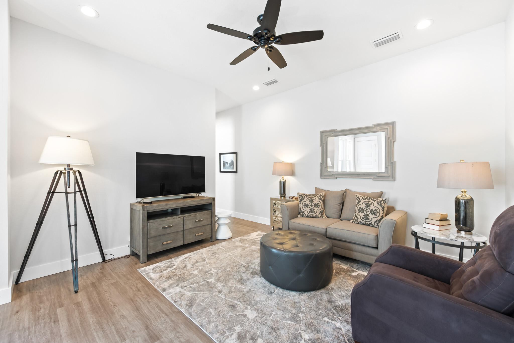 HIGHLAND PARKS - Residential