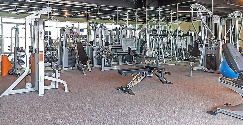 DESTIN YACHT CLUB - Residential Lease