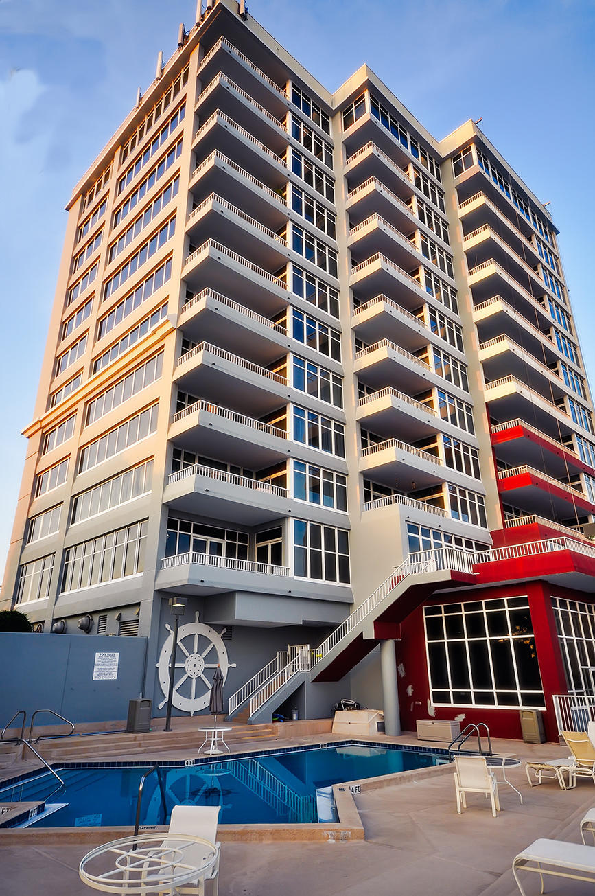 DESTIN YACHT CLUB - Residential Lease