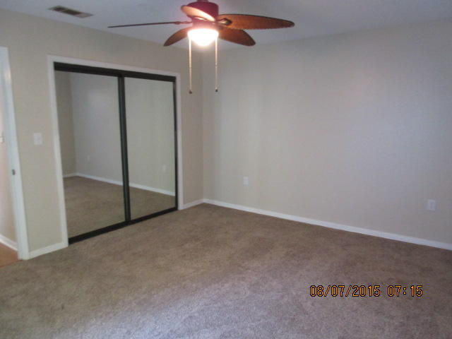 DONLABROOK GARDYNS - Residential Lease