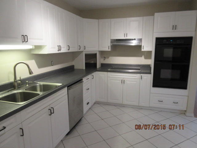 DONLABROOK GARDYNS - Residential Lease