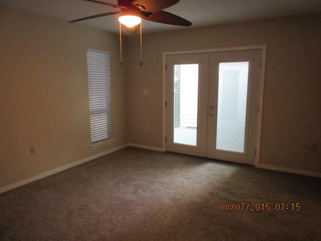 DONLABROOK GARDYNS - Residential Lease