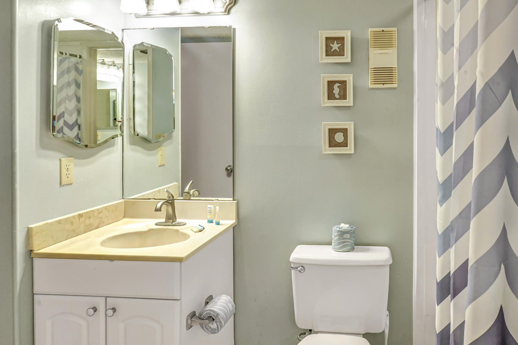 SUNDESTIN INTERNATIONAL CONDO - Residential