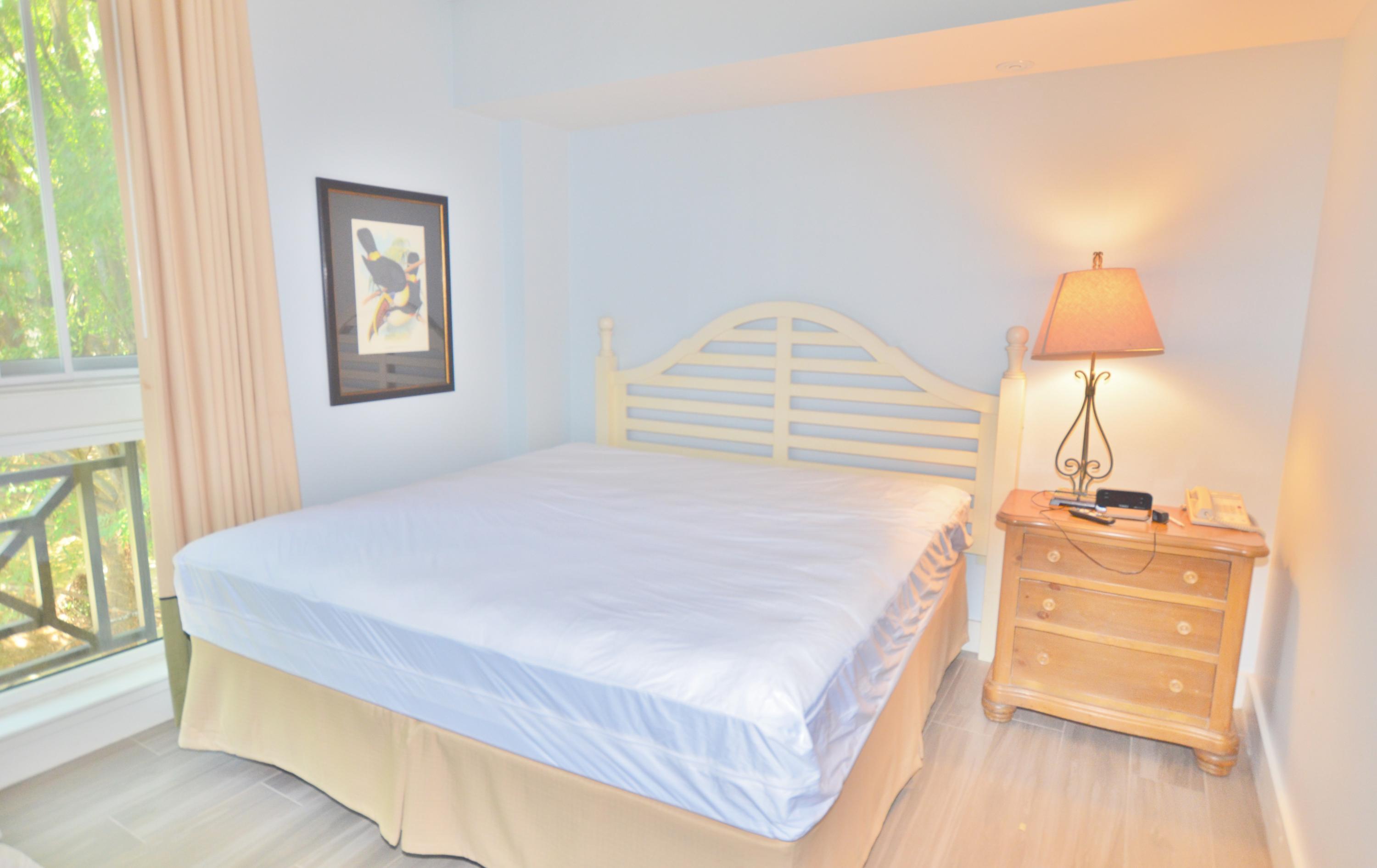 PILOT HOUSE - Residential Lease