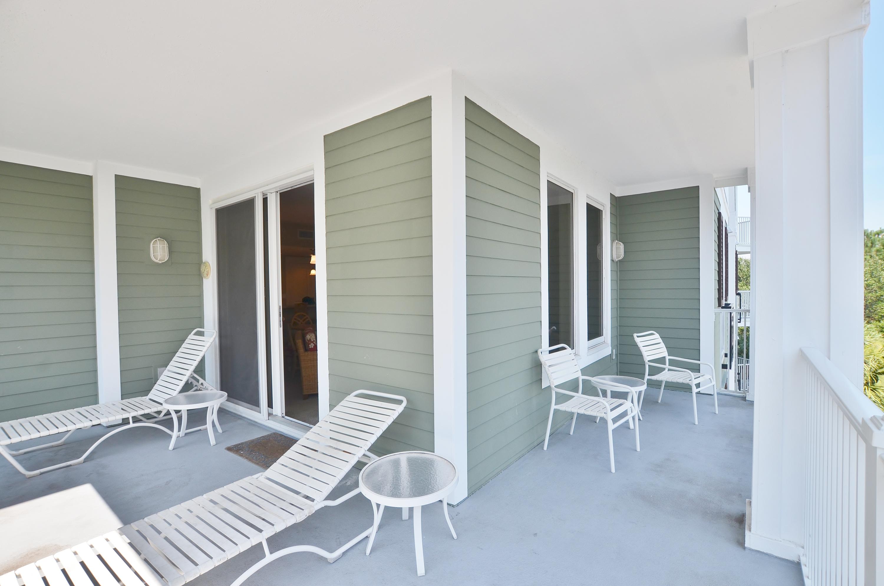 PILOT HOUSE - Residential Lease