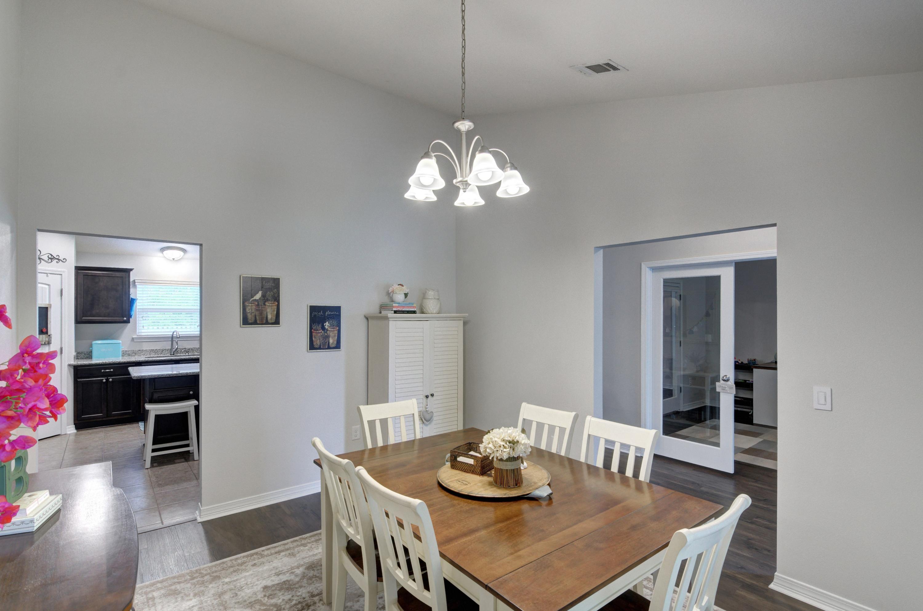 NAVARRE S/D 2ND ADDN - Residential