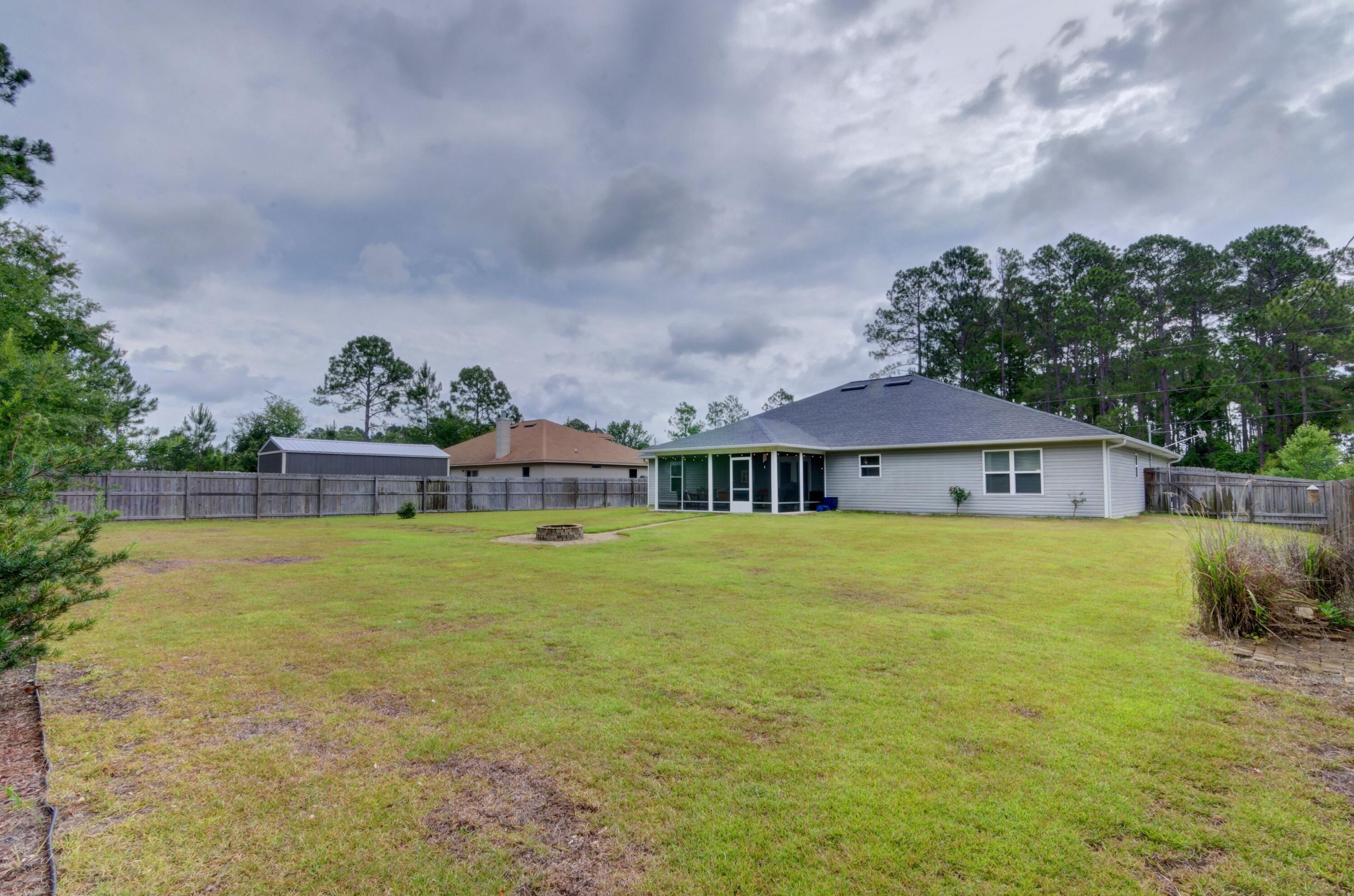 NAVARRE S/D 2ND ADDN - Residential