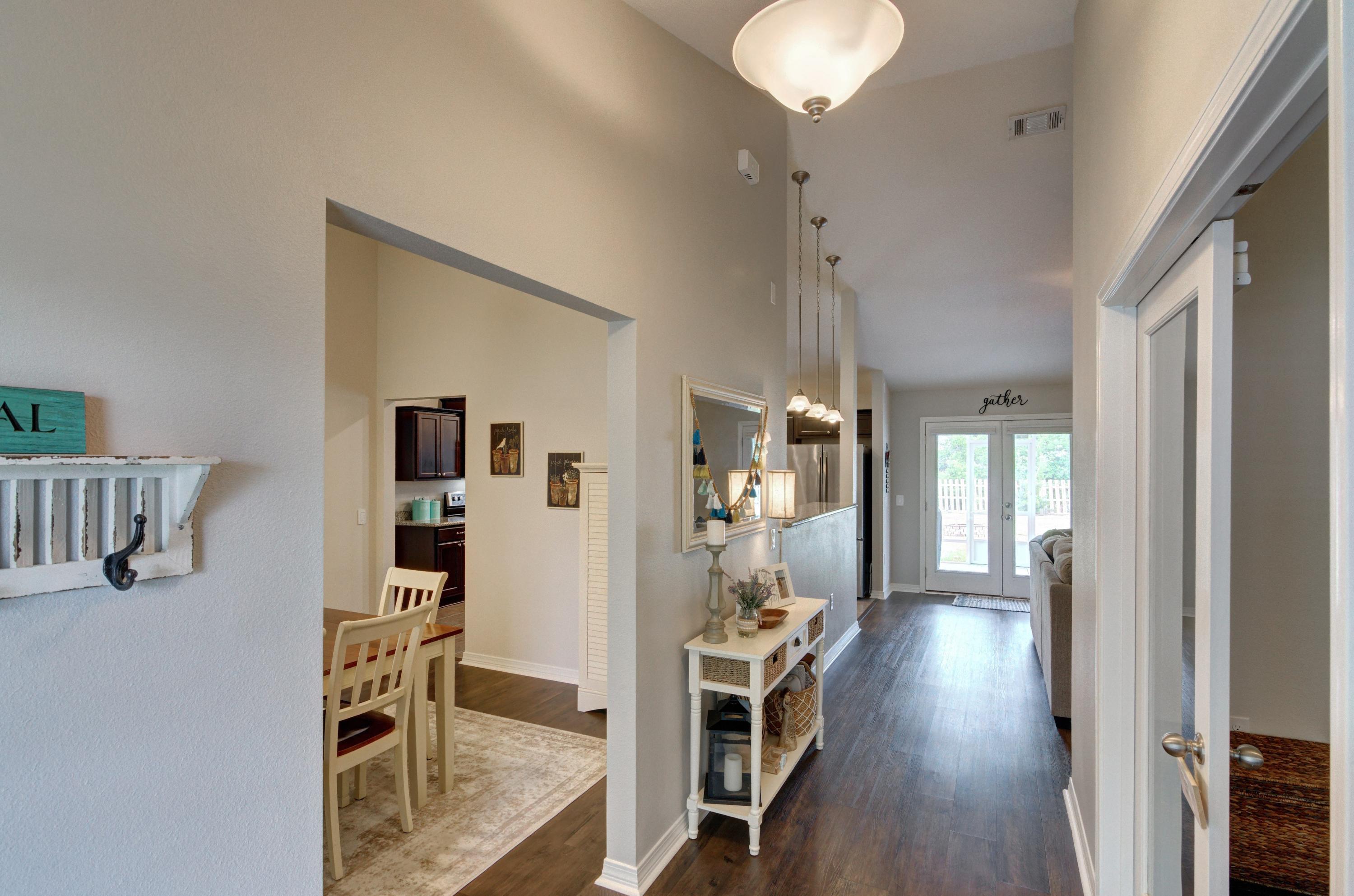 NAVARRE S/D 2ND ADDN - Residential