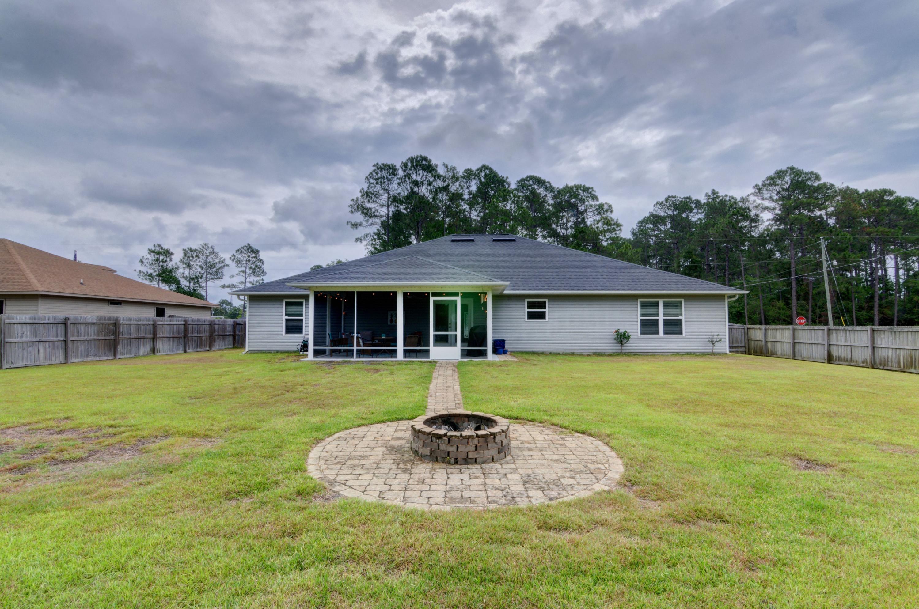 NAVARRE S/D 2ND ADDN - Residential