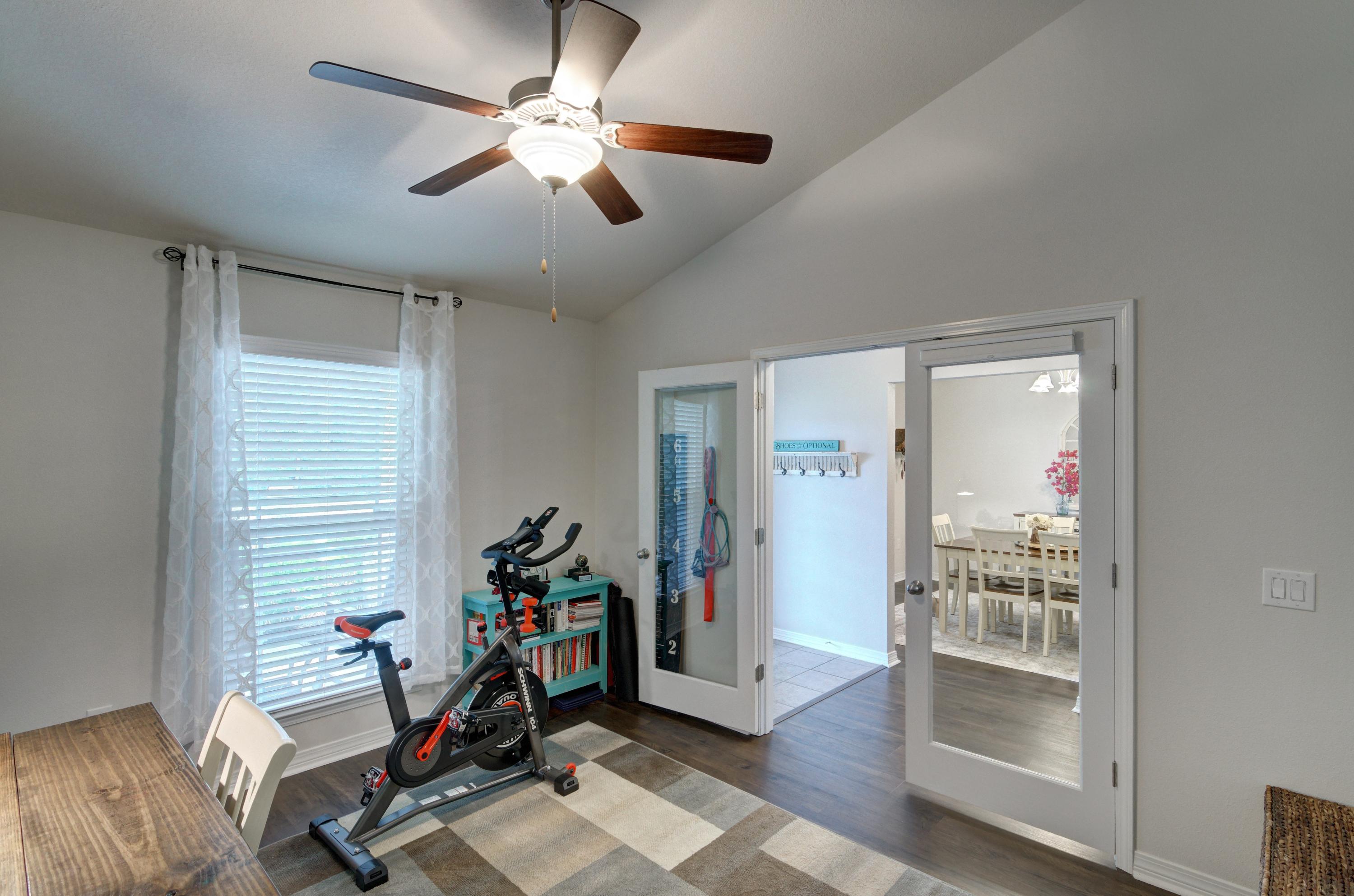 NAVARRE S/D 2ND ADDN - Residential